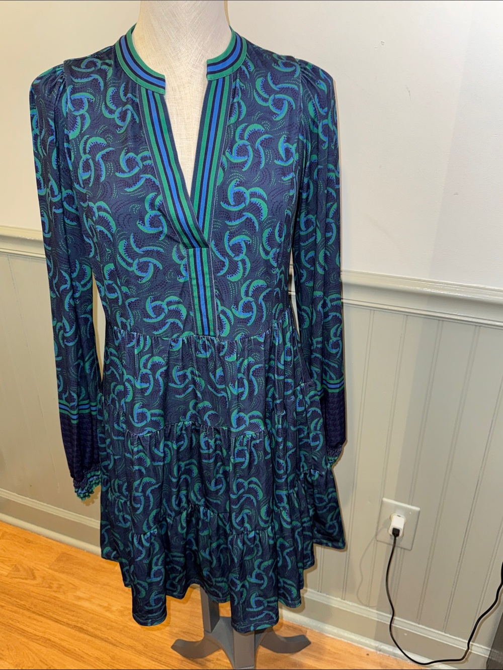 Hale Bob Navy & Teal Printed Long-Sleeve Tiered shift Dress size Small